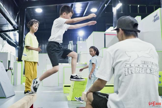 都十年：不是危险炫技而是教会人自救开元棋